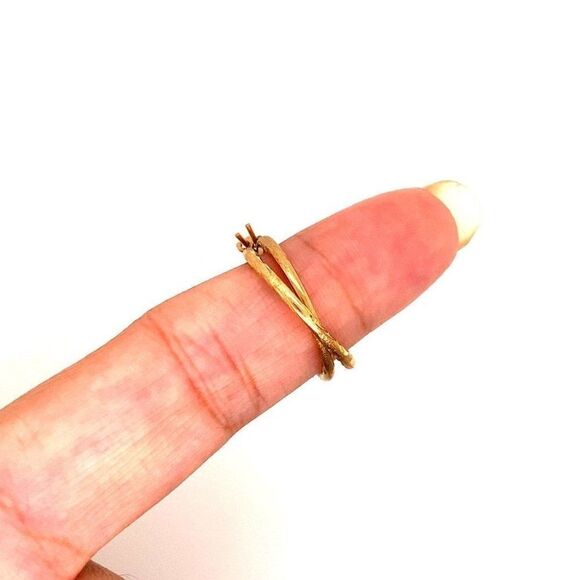 14k (3/4") Hoops Earrings  - Picture 3 of 6